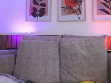 Chaturbate Live Sex Cam of jadesummerr