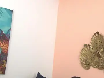 Chaturbate Live Sex Cam of arianoir743456