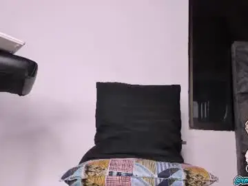 Chaturbate Sex Cam of kiryto_babyhot1