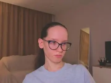 Chaturbate Live Sex Cam of lynettebails
