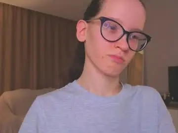 Chaturbate Watch Live Sex Cams of lynettebails