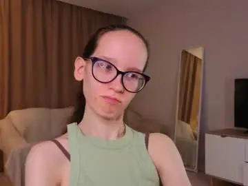 Chaturbate Live Sex Cam of lynettebails