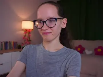 Chaturbate Live Sex Cam of lynettebails