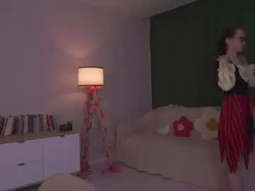 Chaturbate Free Porn Cam of lynettebails