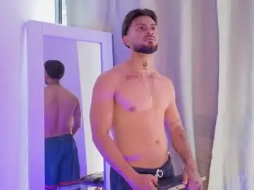 Chaturbate Sex Chat of mike_loav