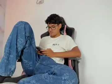 Chaturbate Free Porn Cam of sweet_petter