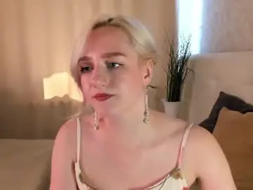Chaturbate Watch Live Sex Cams of chloedeccker