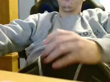 Chaturbate Free Porn Cam of cuteboy090