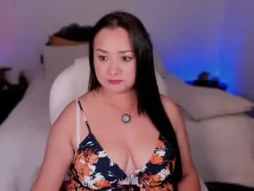 Chaturbate Best live sex cam show of emilydolshe2