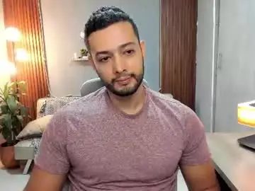 Chaturbate Live Sex Cam of j_calix