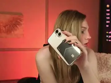 Chaturbate Live Sex Cam of lexa_demi