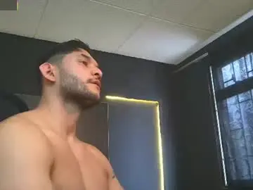 Chaturbate Best live sex cam show of richard_milleer