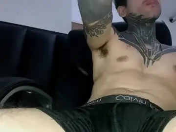 Chaturbate Adult Webcams of tatsexboy