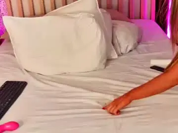 Chaturbate Live Sex Cam of anyalovx