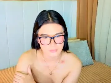 Chaturbate Live Sex Cam of kylie_cums