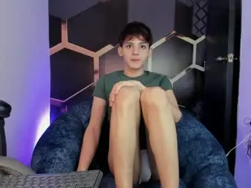 Chaturbate Free Live Porn of mathias_green
