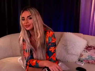 Chaturbate Live Sex of pearlplenty