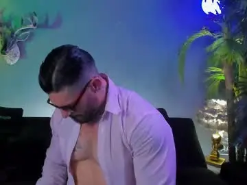 Chaturbate Free Porn Cam of dennis_cox_