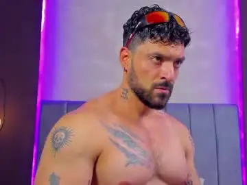 Chaturbate Best Webcam of dennis_cox_