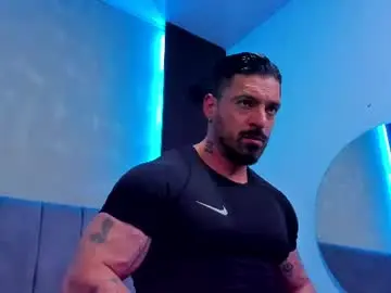 Chaturbate Live Porn of dennis_cox_
