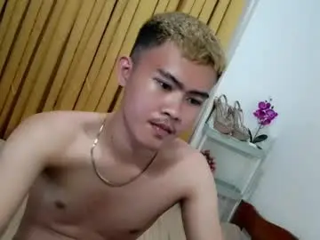 Chaturbate Best live sex cam show of holly_fucker22