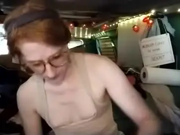Chaturbate Best live sex cam show of lesleygumgrass