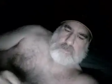 Chaturbate Sex Cam of straightbear4you