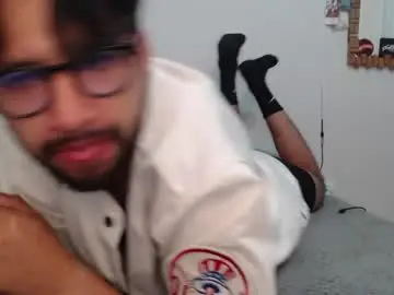 Chaturbate Sex Chat of adrian_falcon