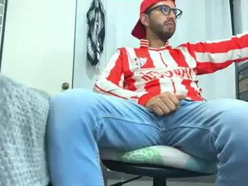Chaturbate Best Webcam of adrian_falcon