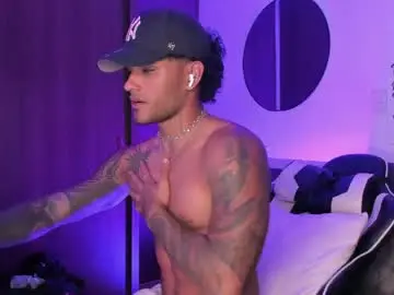 Chaturbate Nude Webcam of alessandro_vanni