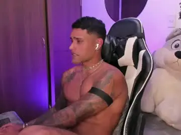 Chaturbate Live Porn of alessandro_vanni