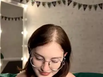 Chaturbate Free Live Porn of eleniswackhammer