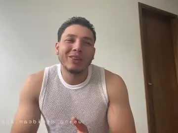 Chaturbate Free Porn Cam of max_valiant1