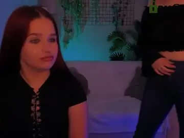 Chaturbate Live Sex Cam of nymiraaa