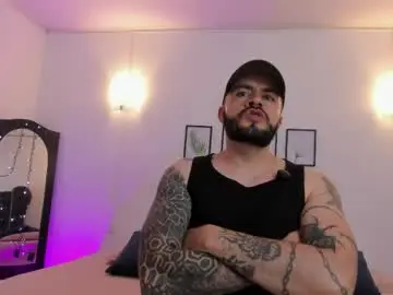 Chaturbate Watch Live Sex Cams of oliver_39