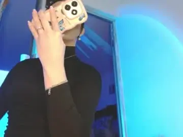 Chaturbate Sex Chat of candy_giuliana21