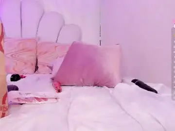 Chaturbate Live Porn of emily_daarell