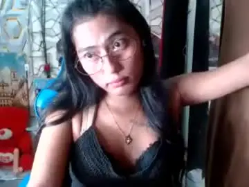 Chaturbate Adult Video Chat of queensteffi