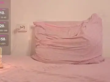 Chaturbate Live Porn of amazongirls