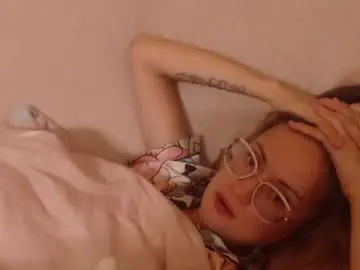 Chaturbate Sex Cam of candylady136