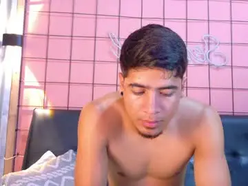 Chaturbate Live Sex Cam of criss_hardcock_