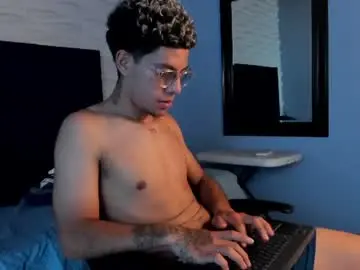 Chaturbate Nude Webcam of harryjohnson_
