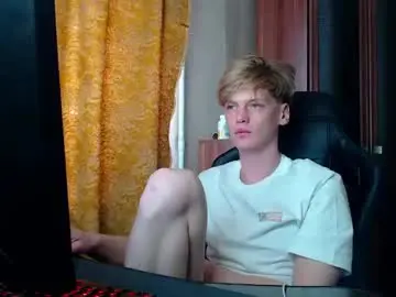 Chaturbate Free Porn Cam of shyredstar