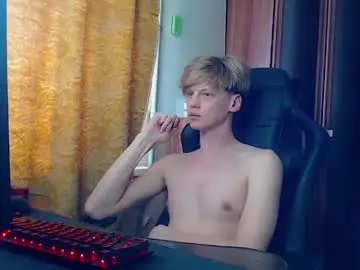 Chaturbate Best live sex cam show of shyredstar