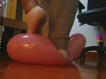 Chaturbate Live Porn of virtual_charm