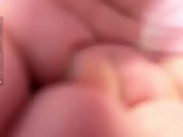 Chaturbate Sex Cam of emily_and_ilumi