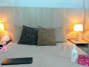 Chaturbate Best live sex cam show of laia_cruz