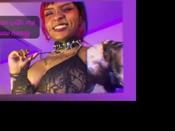 Chaturbate Adult Webcams of morticia_420