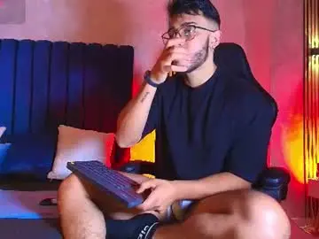 Chaturbate Live Sex Cam of liam_kleiin