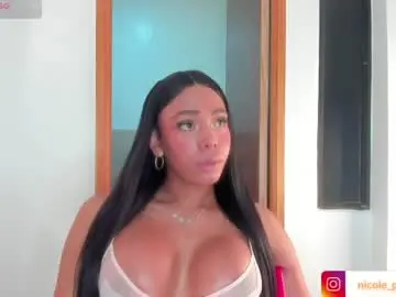 Chaturbate Sex Cam of nicoleparadise_